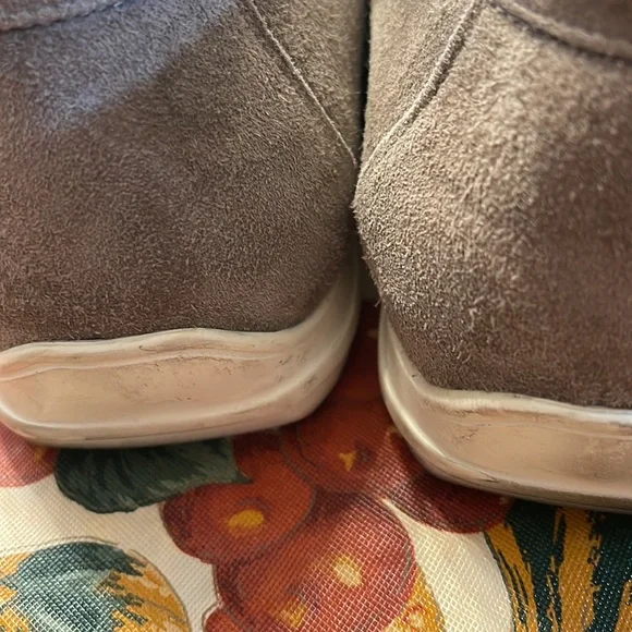 TAYRN ROSE MEN's TAN LOAFERS